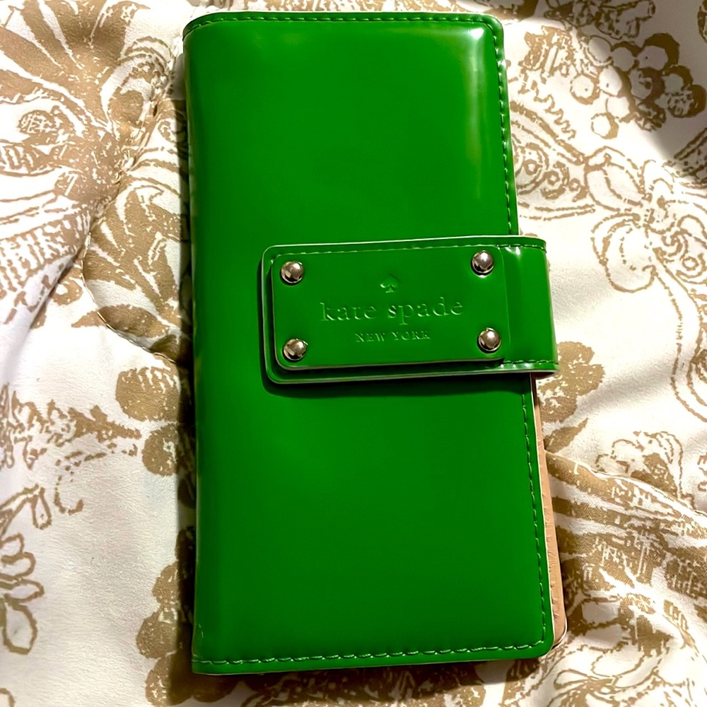 Kate Spade Wallet ♠️